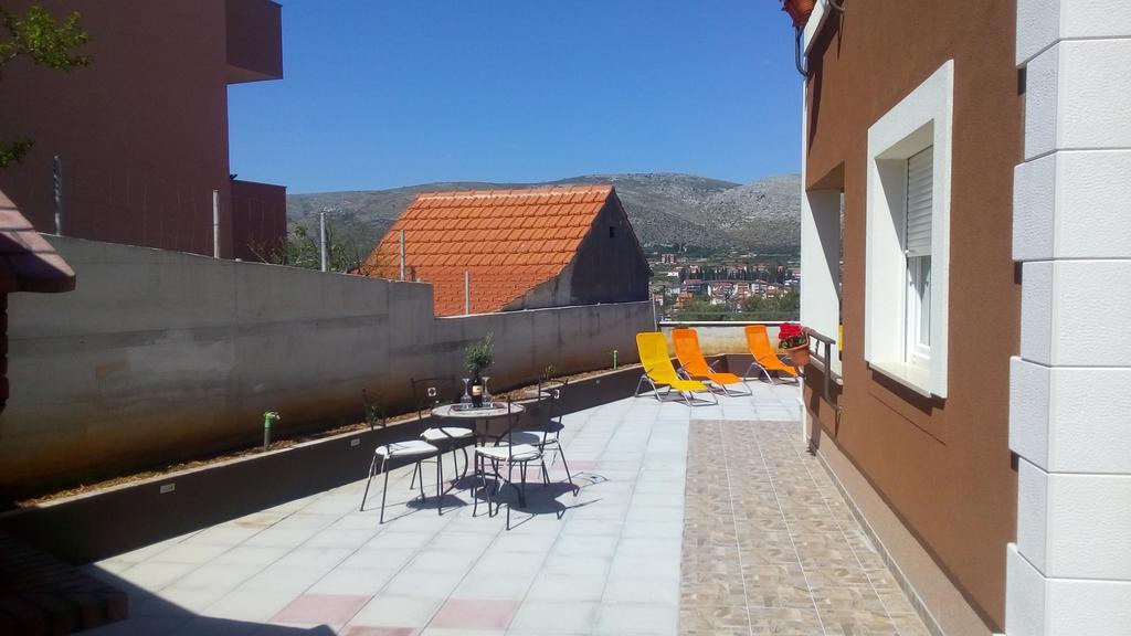 Villa Duje Old Town Trogir Exterior photo
